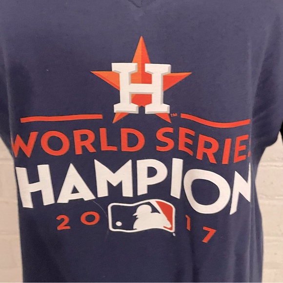 Fanatics Navy V-neck Short Sleeved Houston Astros 2017 World Series Shirt sz M - Picture 2 of 4